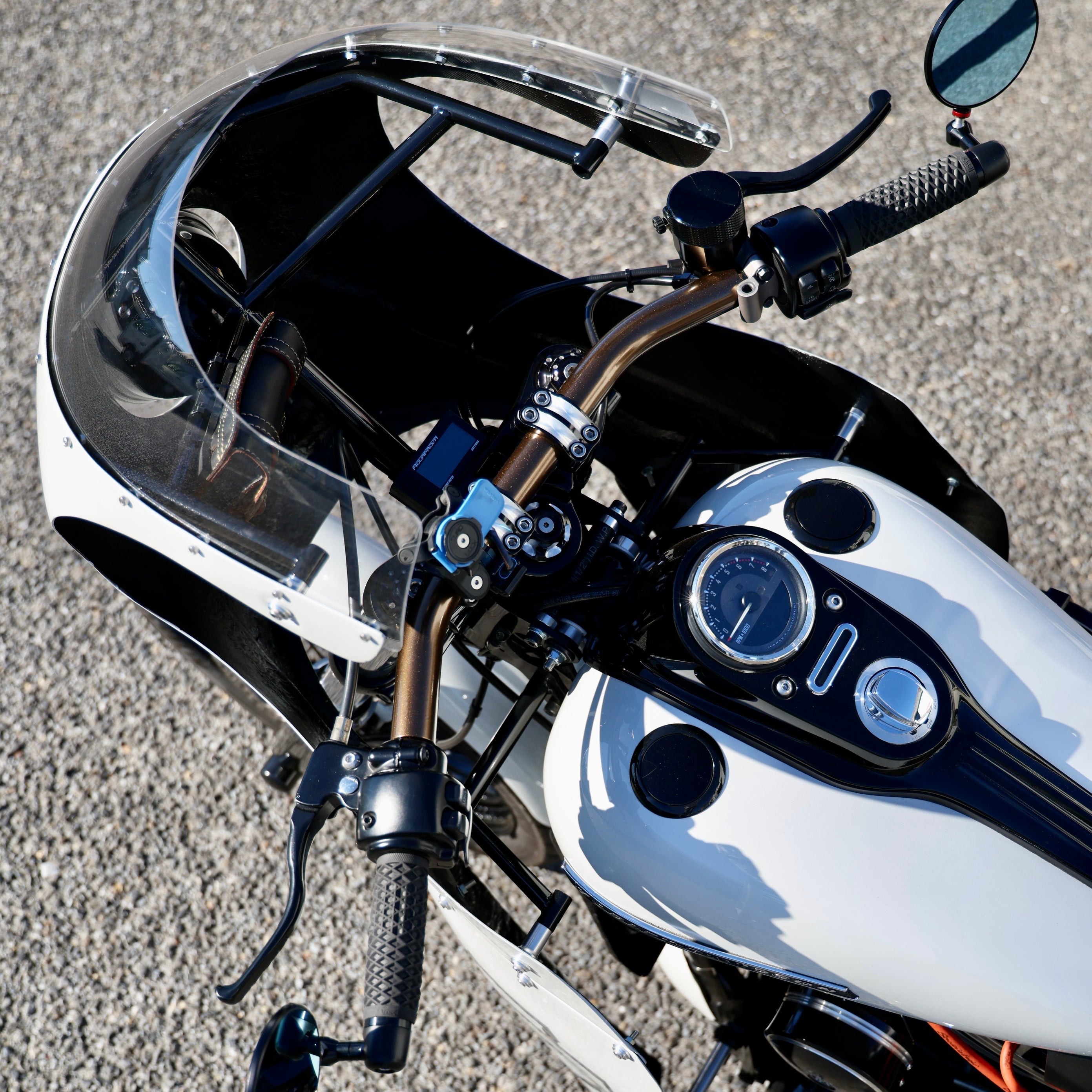 2014 FXDB