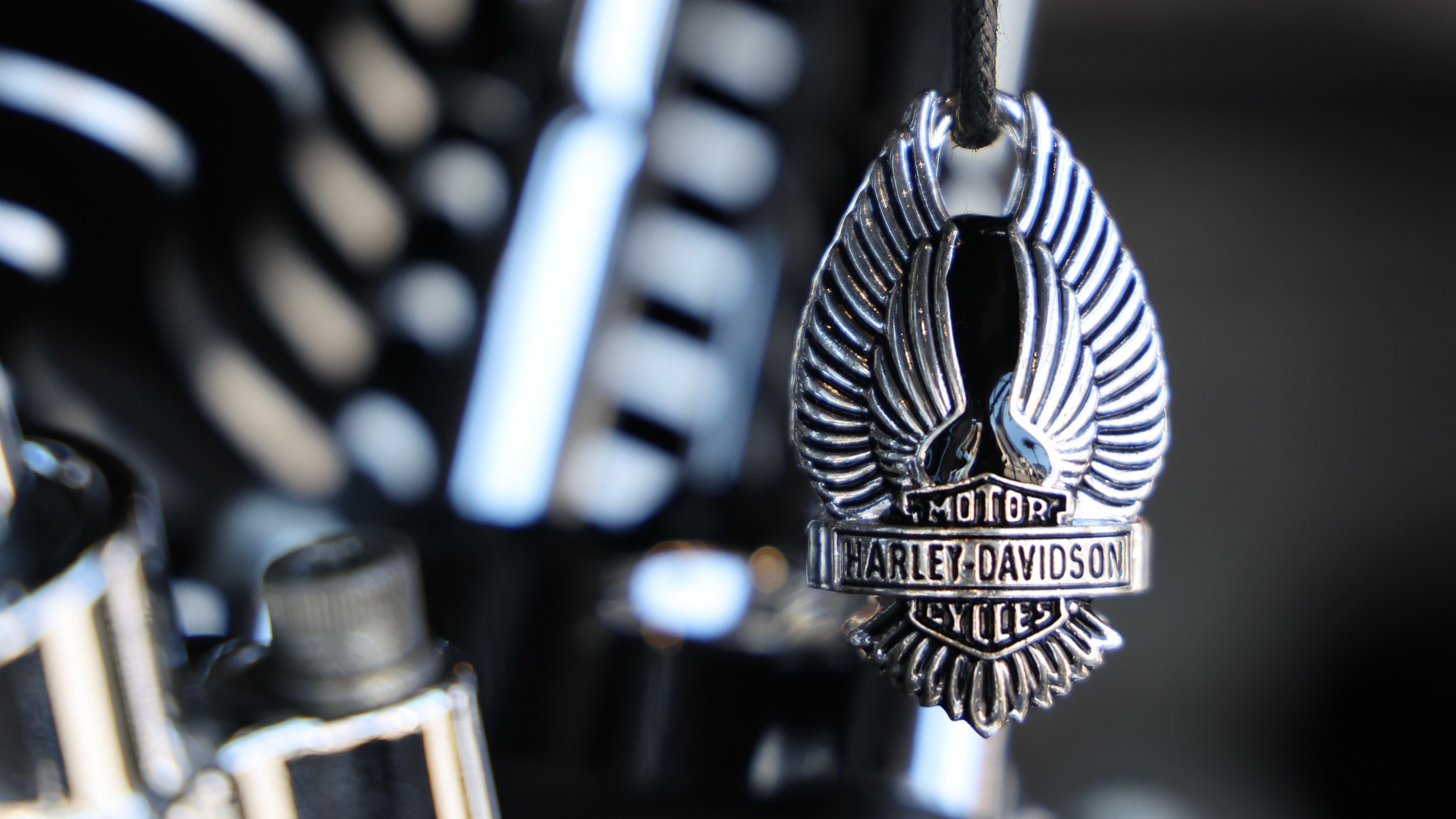 Handful - Boobs - Pewter - Motorcycle Guardian Bell - Made In Usa Sku Gb Handful Ds - Foto 5