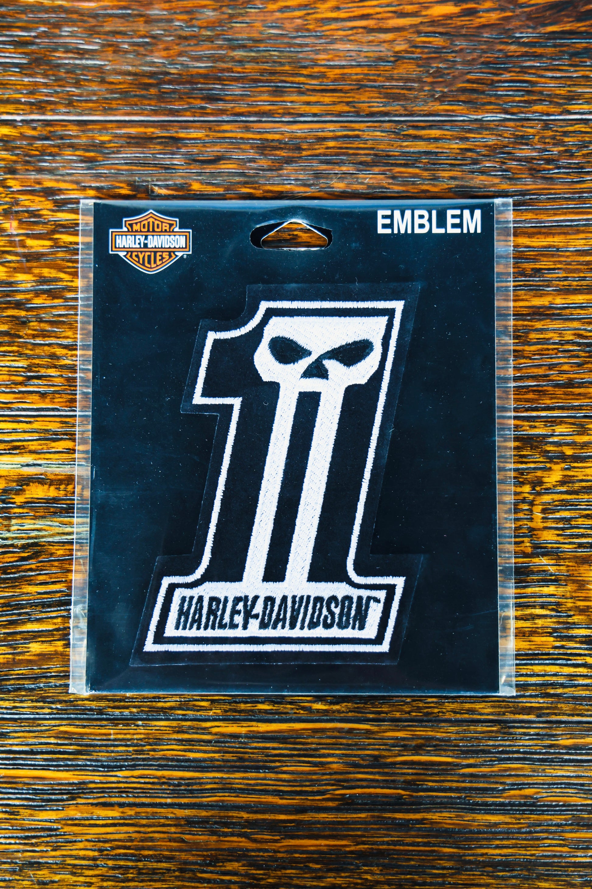 HARLEY-DAVIDSON® #1 SKULL EMBLEM EM718302
