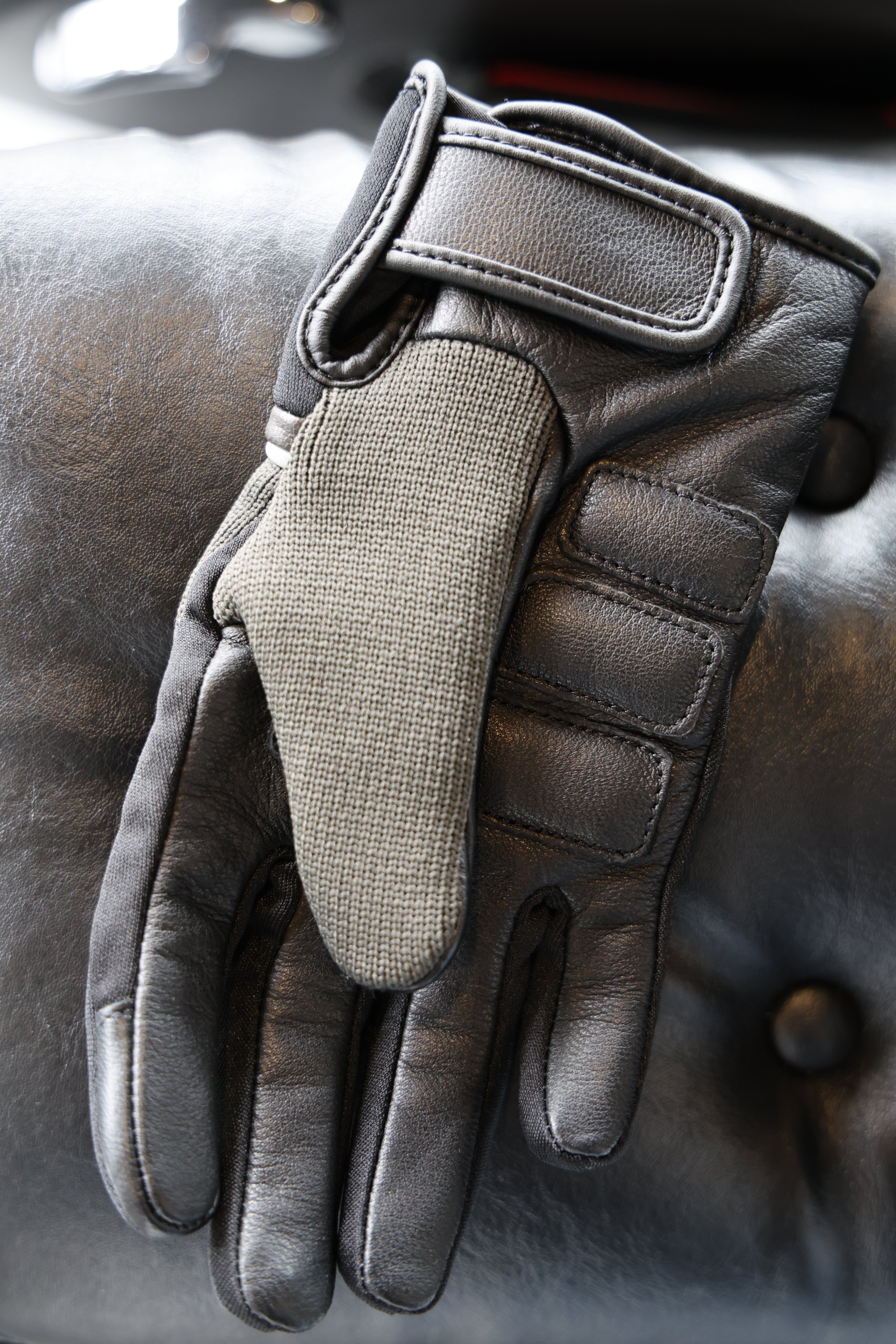 HARLEY-DAVIDSON® Women's H-D Waterproof Dyna Knit Mixed Media Gloves - Black Olive & Harley Black