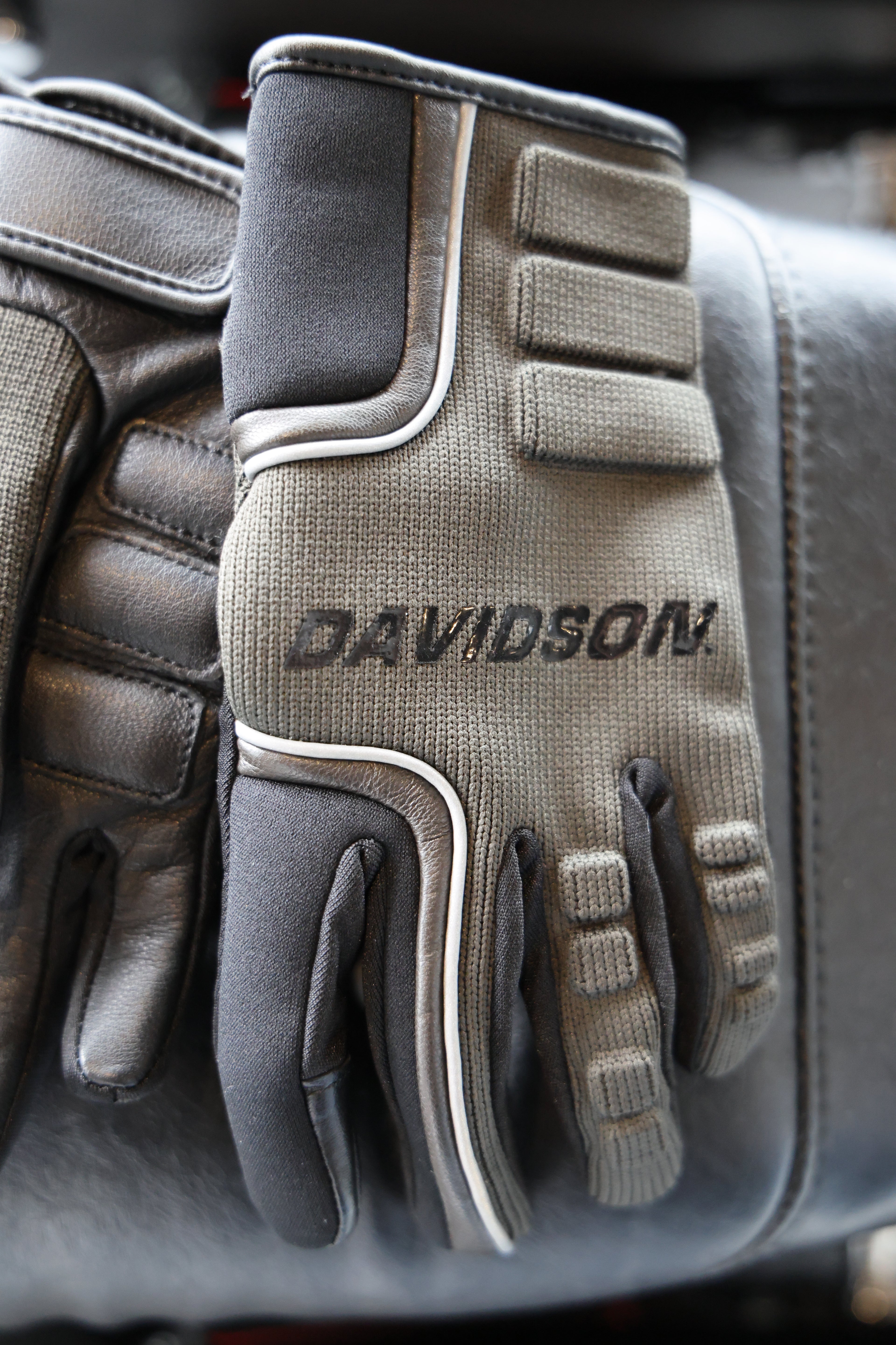 HARLEY-DAVIDSON® Women's H-D Waterproof Dyna Knit Mixed Media Gloves - Black Olive & Harley Black