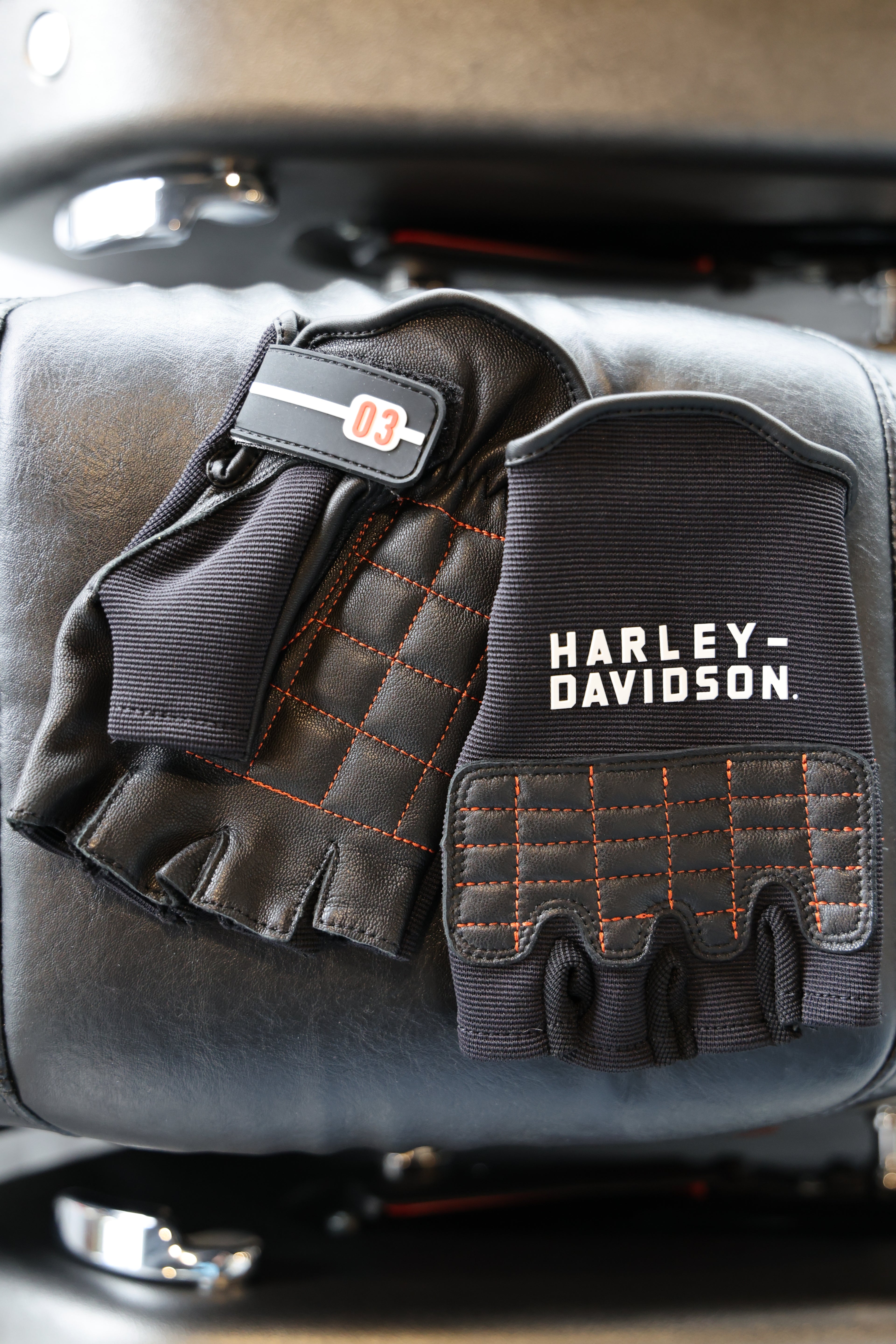 HARLEY-DAVIDSON® Men's Compass Fingerless MixdMedia Glove