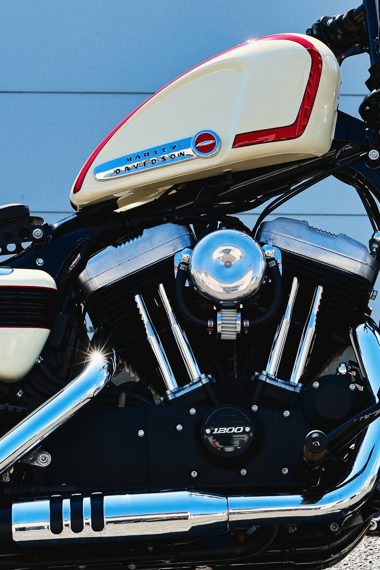 2021 XL1200X