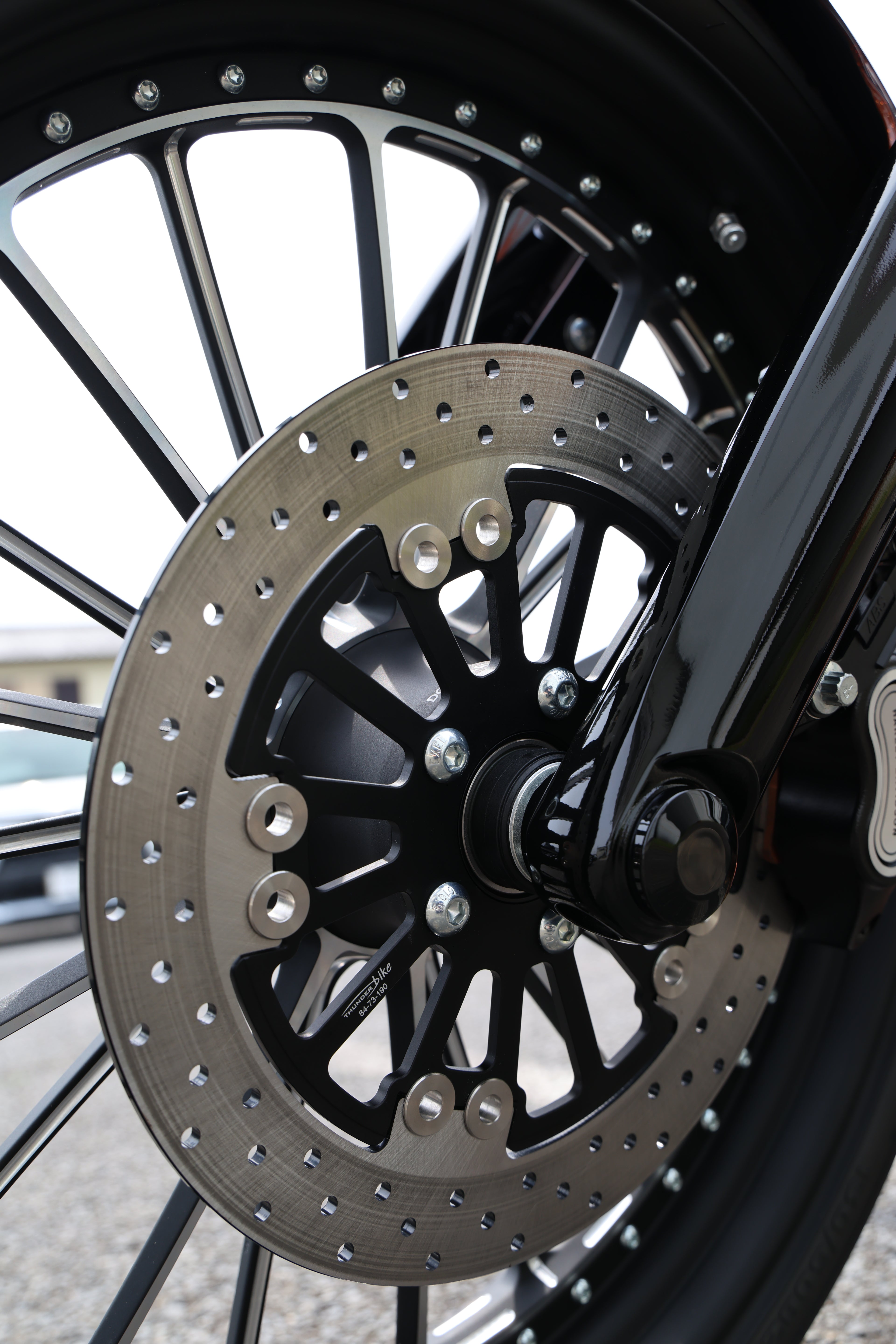 THUNDERBIKE Axle Cover Front Black