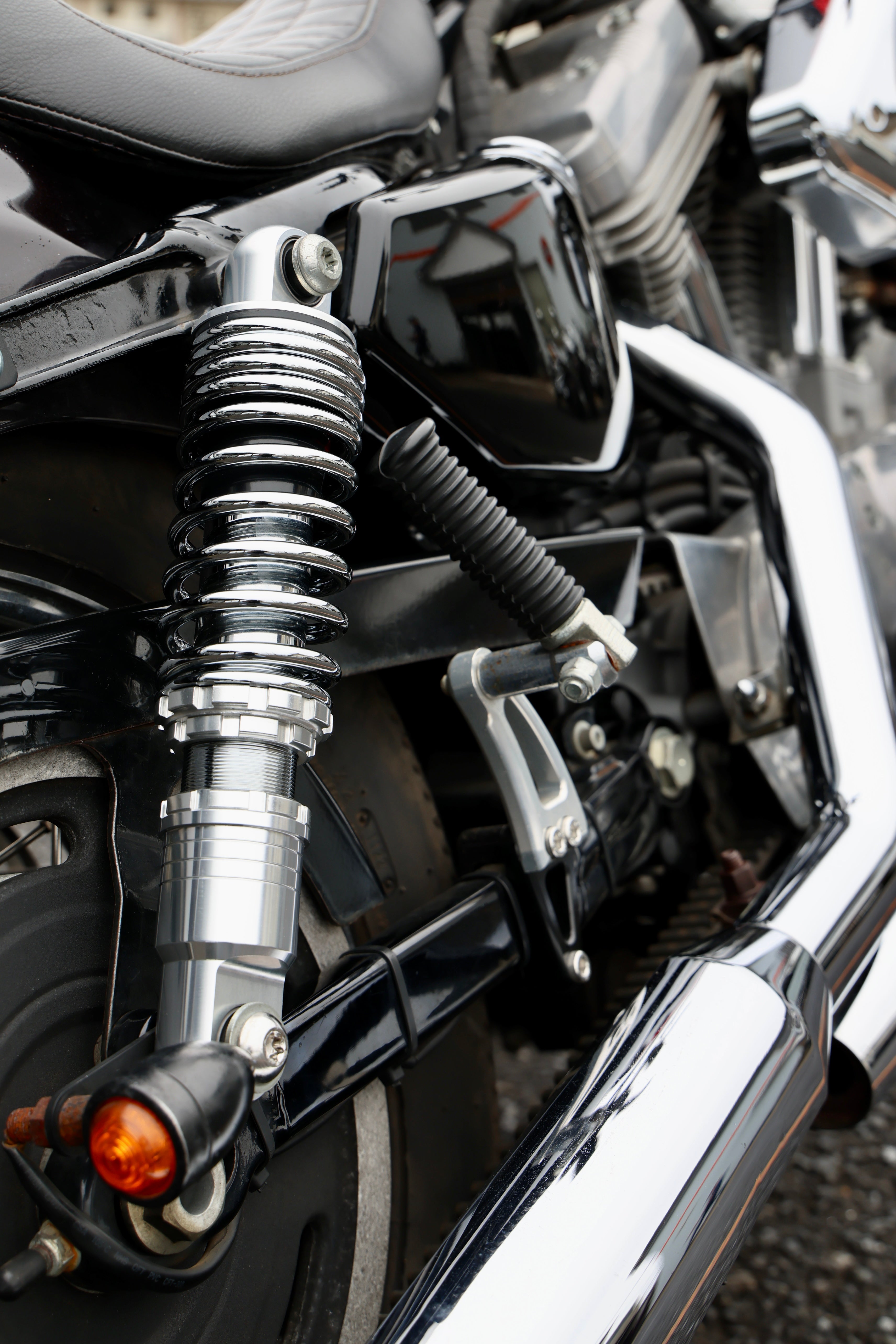 Drag Specialties Shocks 11 Adj Chr 04-19XL