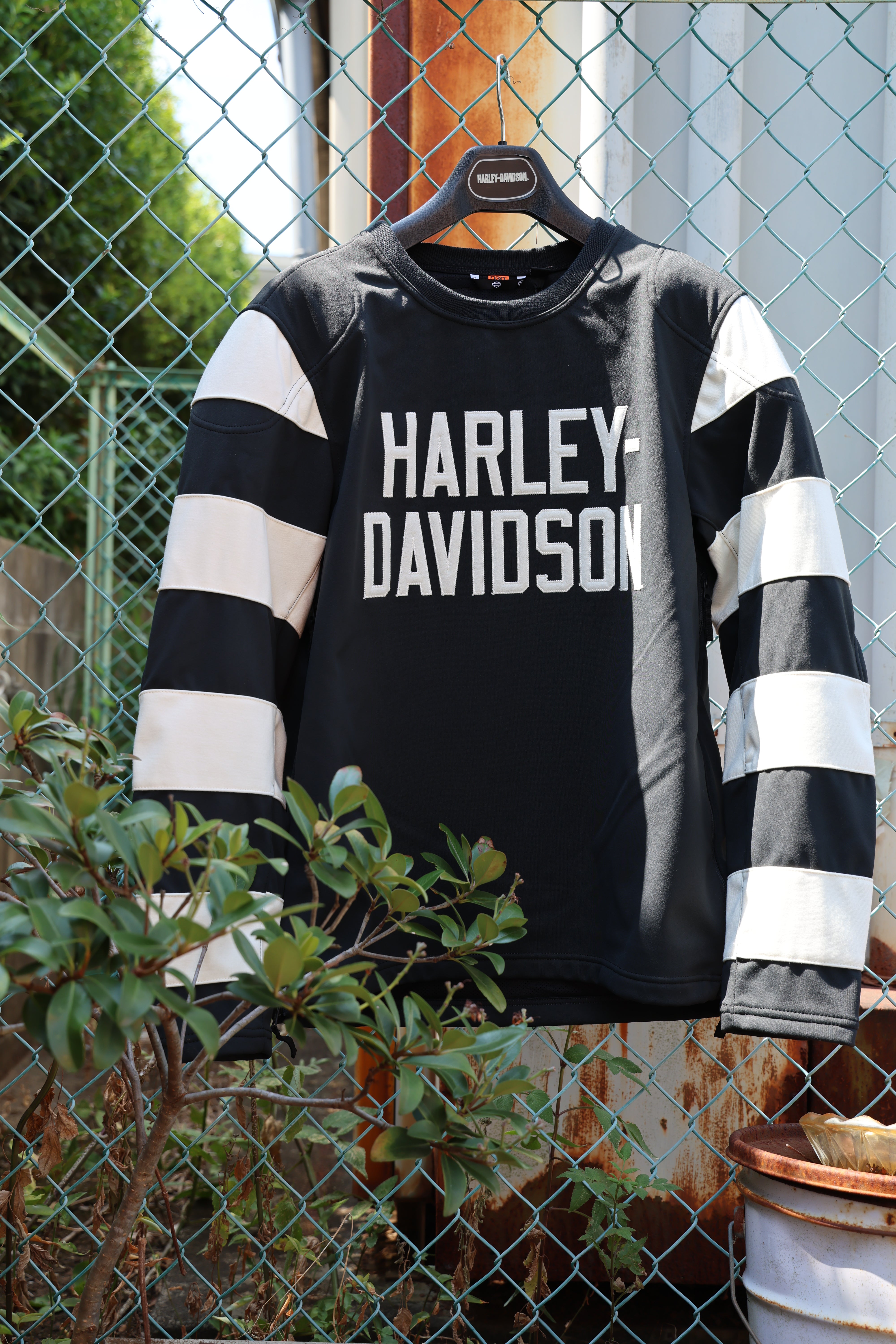 H-D® Breakout Deflector Crew Riding Fleece – GIVERS GUILD