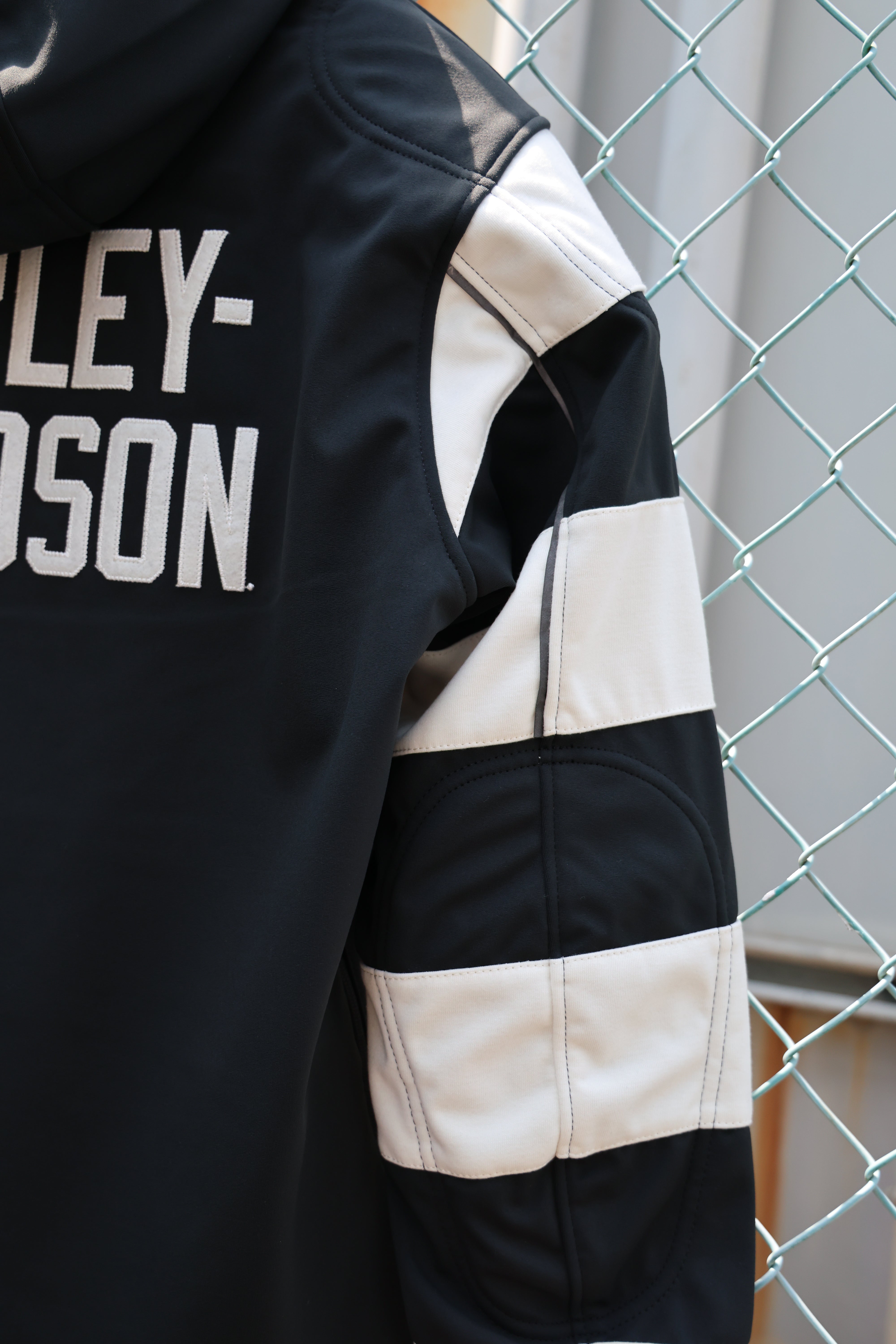 H-D® Breakout Deflector 2.0 Hooded Riding Fleece – GIVERS GUILD