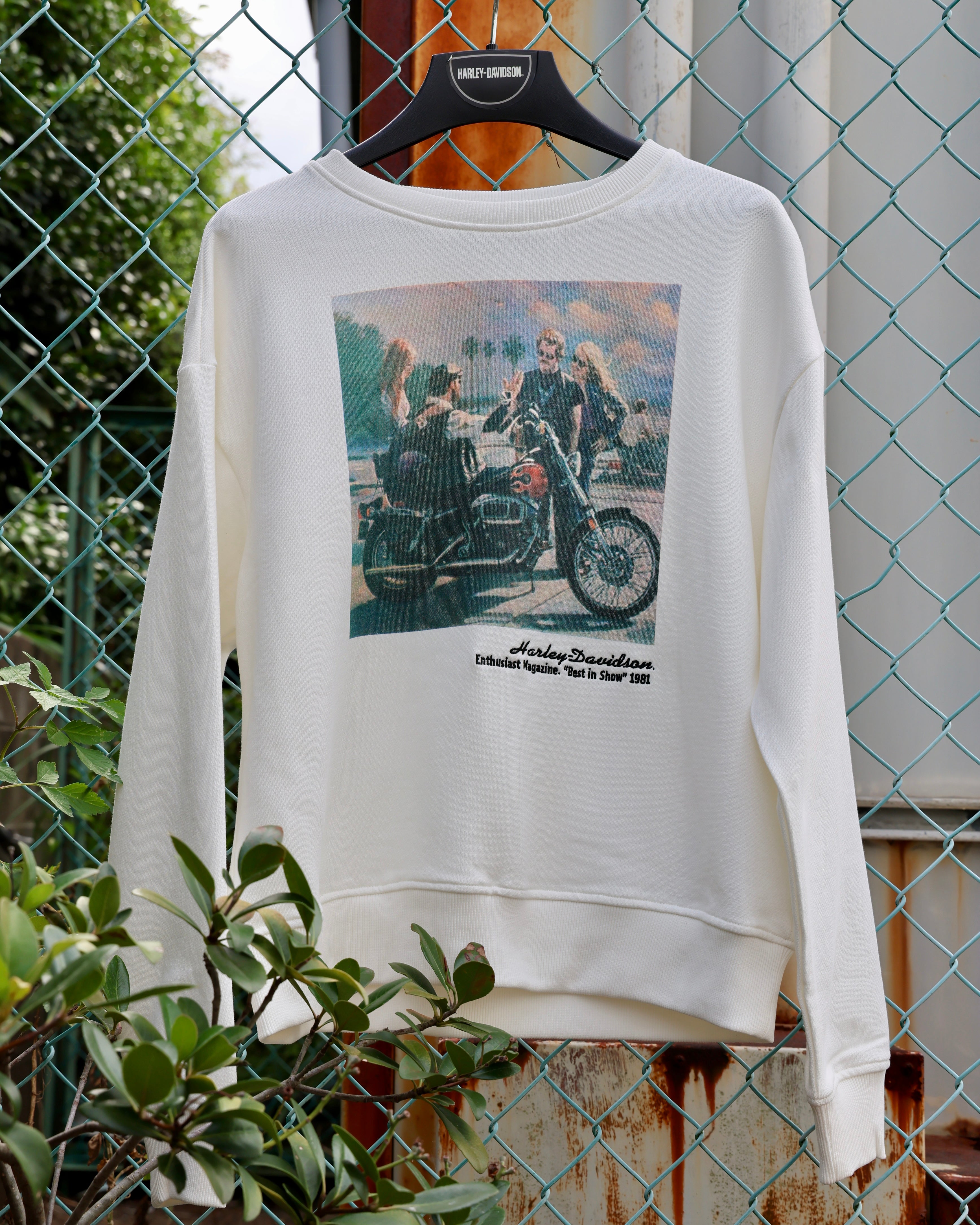 WOMEN'S ARCHIVE PHOTO FLEECE CREW