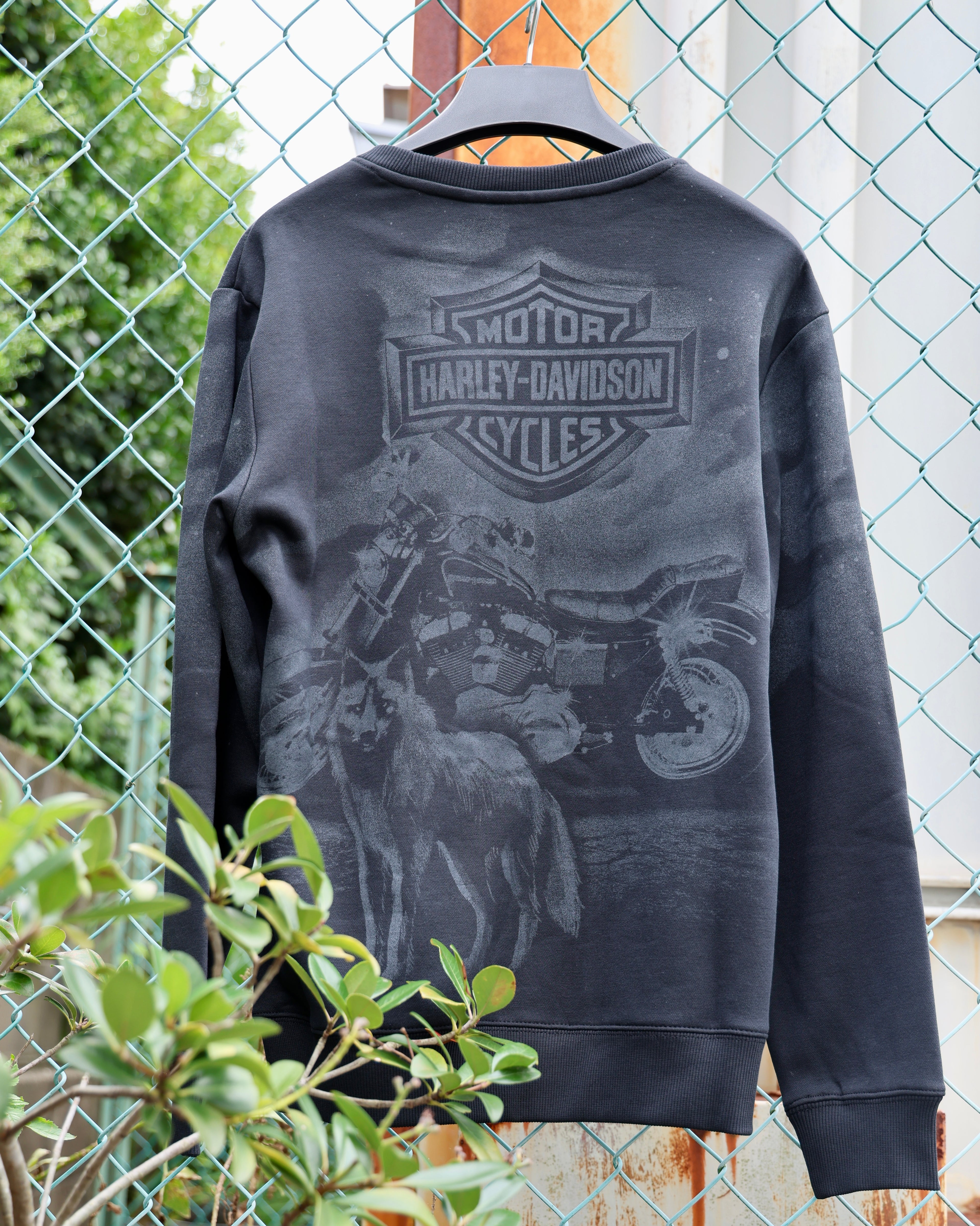 MEN'S LONE WOLF LOWRIDER CREWNECK